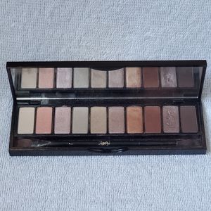 Eyeshadow Palette